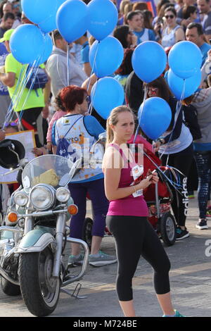 Xx Logicom Cipro maratona, mezza maratona, 10KM, 5Km fun run, porto di Paphos vicino a Paphos area turistica, a Cipro, in Europa Foto Stock