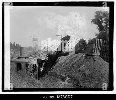 Lo scavo di nuovo condotto, (10-3-22) LOC npcc.07119 Foto Stock