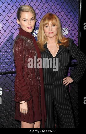 Rachael Taylor, Rebecca De Mornay presso gli arrivi per la meraviglia di JESSICA JONES Stagione 2 Premiere, AMC Loews Lincoln Square, New York, NY Marzo 7, 2018. Foto di: Kristin Callahan/Everett Collection Foto Stock