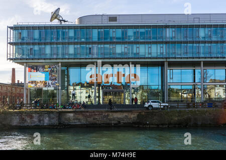 L'edificio ingresso del pubblico franco-tedesco rete TV ARTE situato a Strasburgo, in Francia. Foto Stock