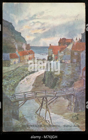 Una vista panoramica di Staithes Beck nello Yorkshire, catturando il pittoresco paesaggio di questa posizione rurale inglese. Foto Stock