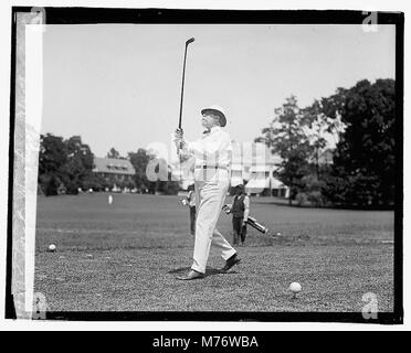 Questa fotografia cattura Charles Evans Hughes, ex Segretario di Stato degli Stati Uniti, datato 15 luglio 1922. Hughes fu una figura di spicco nella politica americana all'inizio del XX secolo. Foto Stock