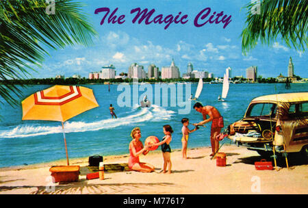 Una fotografia promozionale che mostra Miami, spesso definita "la città magica" per la sua rapida crescita, che enfatizza il paesaggio urbano e la vivace cultura della città. Foto Stock