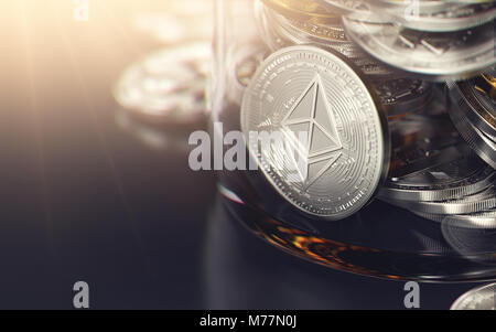 Ethereum moneta d'argento in un vaso pieno di altri cryptocurrencies e copia di spazio sulla sinistra. Mantenendo cryptocurrencies cassaforte.il rendering 3D Foto Stock