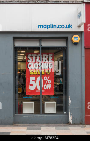 Clapham Junction, Londra. 9 Mar, 2018. La Maplin store nelle vicinanze Clapham Junction inizia fino a 50% di sconto come parte di una chiusura di vendita. Credito: Guy Bell/Alamy Live News Foto Stock