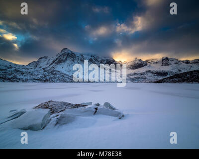 Scena invernale da Lofoten in Norvegia Foto Stock