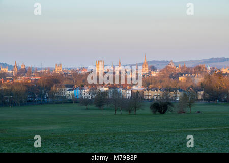 Oxford city centre da south park al mattino presto in inverno. Oxford, Oxfordshire, Inghilterra Foto Stock