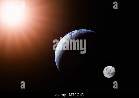 Immagine di panorama di Sun, la terra e la luna vista dallo spazio. (Elementi di questa immagine fornita da NASA) Foto Stock