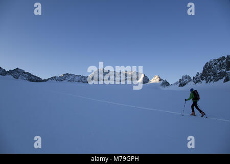 Tour di sci Ruderhofspitze, le Alpi dello Stubai in Tirolo, Austria, Foto Stock