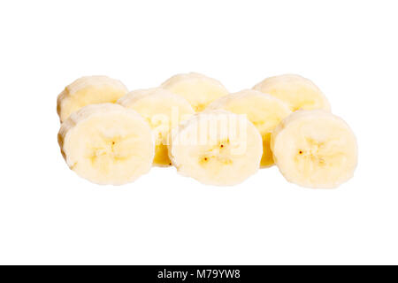 Sei fette di banana impostare isolate su sfondo bianco Foto Stock
