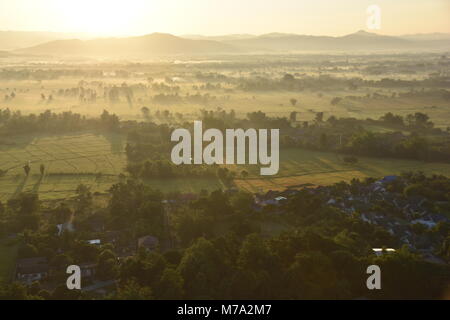 Balloon ride in Chiang Mai, nel nord della Thailandia Foto Stock