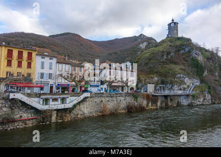 Giorno umido a Tarascon sur Ariège, Ariège, Pirenei francesi, Francia Foto Stock