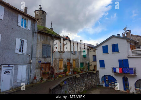 Giorno umido a Tarascon sur Ariège, Ariège, Pirenei francesi, Francia Foto Stock