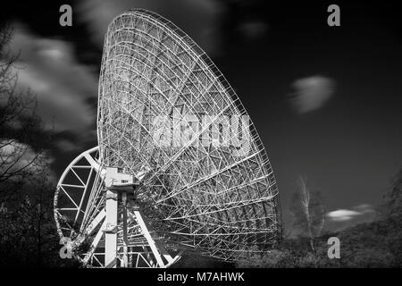 Studi dettagliati della radio telescope Effelsberg in Eifel Foto Stock