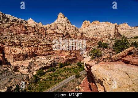 Gli Stati Uniti, Utah, Wayne County, Torrey, parco nazionale di Capitol Reef, Fremont River Valley, vista dal Cohab Canyon Trail Foto Stock