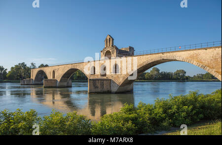 Francia, regione della Provenza, città di Avignone, San Benezet Bridge, W.H., Rhone river, Foto Stock