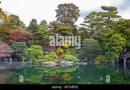 Giappone, Kyoto City, Giardini del Palazzo Imperiale Foto Stock