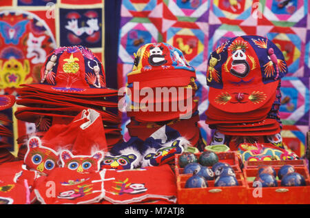 I tappi in un mercato in stallo, Cina Foto Stock