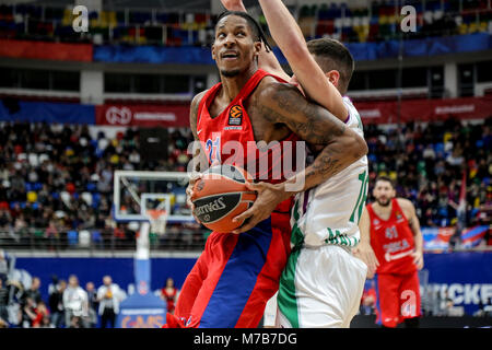 Mosca, Russia. 9 Mar, 2018. Sarà Clyburn, #21 del CSKA Mosca in azione durante la Turkish Airlines EuroLeague Round 25 match tra CSKA Mosca e Unicaja Malaga a Megasport Arena. Credito: Nicholas Muller/SOPA Immagini/ZUMA filo/Alamy Live News Foto Stock