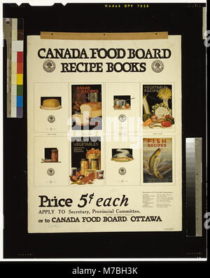 Libri di ricette del Canada Food Board, che riflettono le tradizioni culinarie canadesi e il ruolo del governo nella promozione della sicurezza alimentare e della nutrizione durante il XX secolo. Foto Stock