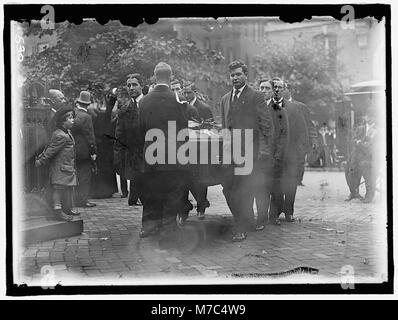 HARLAN, John Marshall. Associare la giustizia, U.S. La Corte Suprema, 1877-1910. Funerale A NEW YORK AVENUE Presbyterian Church. Scrigno LCCN2016863429 Foto Stock