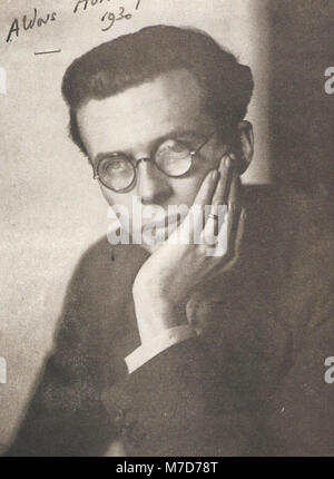 ALDOUS LEONARD HUXLEY 1894 - 1963 ENSAYISTA NOVELISTA Y POETA INGLÉS (13451350533) Foto Stock