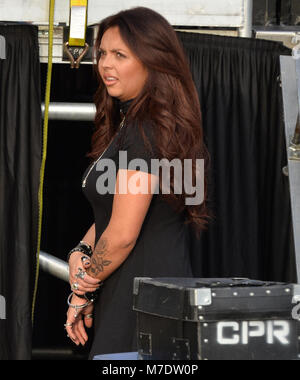 Jesy Nelson capelli castani