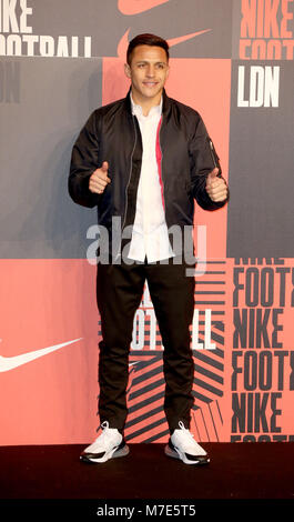 Nike Mercurial calcio evento di avvio - Arrivi con: Alexis Sánchez dove: Londra, Regno Unito quando: 07 Feb 2018 Credit: JRP/WENN Foto Stock