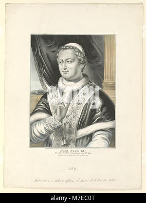 Papa Pio IX, nato il 13 maggio 1792 ed eletto Papa il 16 giugno 1846, è raffigurato in questa immagine storica. Il ritratto riflette il suo ruolo significativo nella Chiesa cattolica durante il XIX secolo. Foto Stock