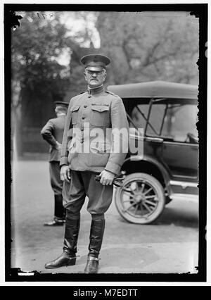 Il generale John J. Pershing, un importante leader militare durante la prima guerra mondiale, è raffigurato in questa immagine. Servì come comandante delle American Expeditionary Forces durante la guerra. Foto Stock