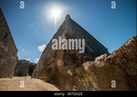 Ampio angolo di visione delle fortificazioni a El Morro, la cinquecentesca fortezza spagnola di Havana, Cuba Foto Stock