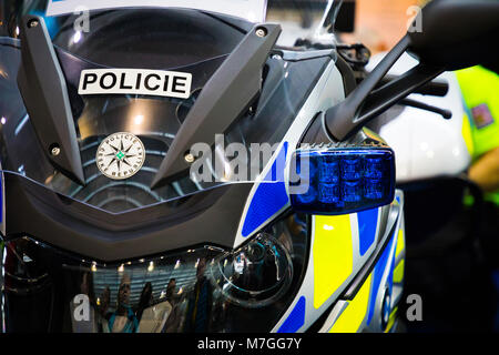 Praga, Repubblica Ceca - 09.03.2018: parte della polizia moto sul motociclo exhebition a Brno Foto Stock