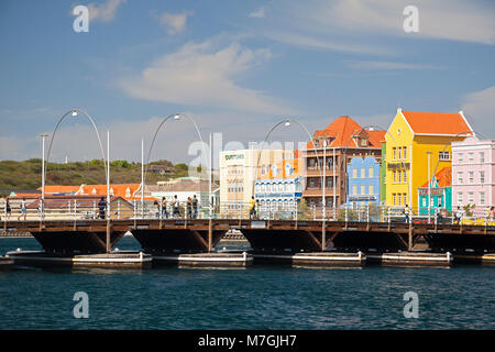 La Scenic Punda lato del porto di Willemstad è un Curacao nazionale simbolo iconico. Foto Stock