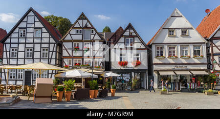 Panorama di ristoranti presso la piazza Vreithof a Soest, Germania Foto Stock