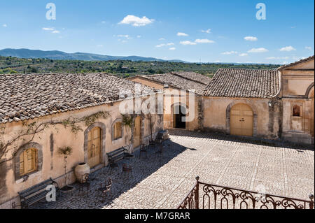 Chiaramonte Gulfi, Sicilia, Italia. Villa Fegotto (utilizzato come un luogo per l'ispettore Montalbano serie TV) Foto Stock