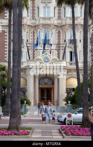 Entrata del Hotel Carlton Intercontinental Cannes, Costa Azzurra, Francia del Sud, Francia, Europa Foto Stock