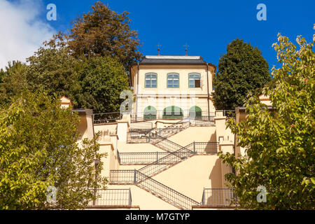 Praga - Luglio 10: vista complessiva sul Furstenberg giardino sulla luglio 10, 2017 a Praga, Repubblica Ceca. Furstenberg garden è il più orientale e anche la Foto Stock