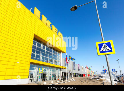 Samara, Russia - 11 Marzo 2018: IKEA Samara Store. IKEA è il più grande del mondo venditore di mobili e vende pronto per comporre mobili Foto Stock