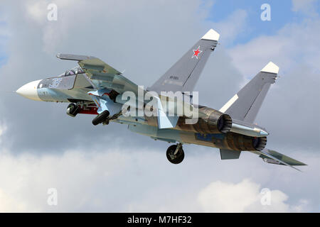 Su-30SM jet da combattimento della Marina russa di decollare. Foto Stock