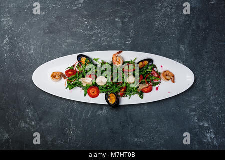 Insalata di mare con salsa di lime. Foto Stock