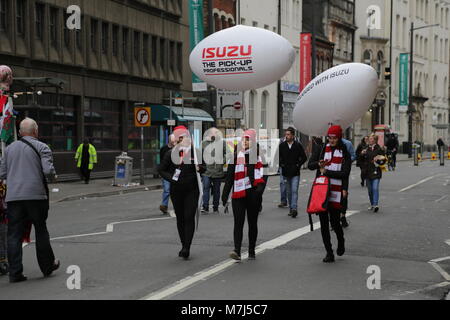 Sono andato oggi a prendere le foto di 6 Nazioni di Rugby Galles vs Italia a Principato Stadium di Cardiff. Foto Stock