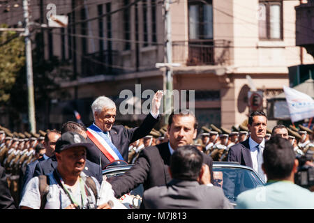 Valparaiso, in Cile. 11 Marzo 2018: Presidente Sebastian Pinera lave congresso come Chiles nuovo presidente per la seconda volta dopo il cambiamento presidenziale in comando al Salon de l'onore del Congreso de la Nacion Credito: Luis Sandoval Mandujano/Alamy Live News Foto Stock