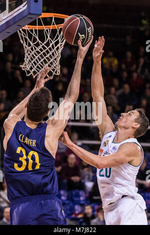 Barcellona, Spagna - 11 Marzo: Victor Claver, #30 del FC Barcelona Lassa in azione durante la Liga Endesa - ACB match tra FC Barcelona e Lassa Real Madrid al Palau Blaugrana il 11 marzo 2018 a Barcellona, Spagna. Foto: Javier Borrego / AFP7 Foto Stock