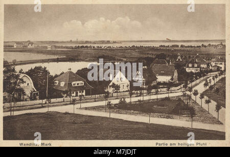 Wandlitz, Brandenburg - Stadtansicht am Heiligen Pfuhl (Zeno Ansichtskarten) Foto Stock