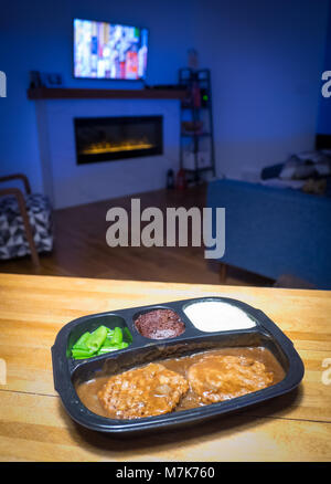 Un Swanson Hungry-Man salisbury steak TV cena (surgelati cena). Foto Stock