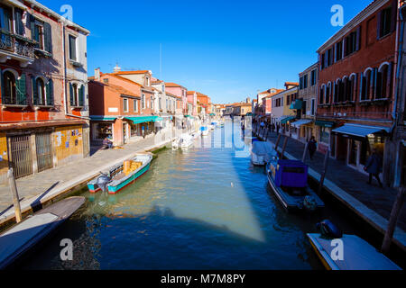 MURANO, Italia - Nov 16, 2017: Isola di Murano a Venezia Italia nella stagione autunnale Foto Stock
