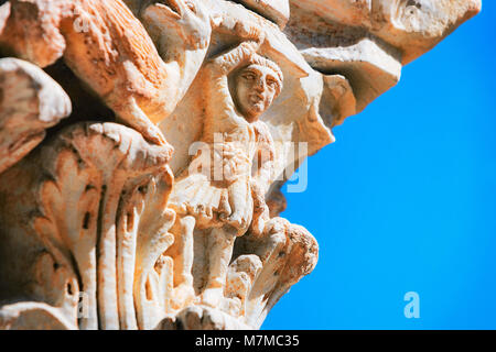 Decorazione di colonna nella Cattedrale di Monreale, sicilia, Italia Foto Stock