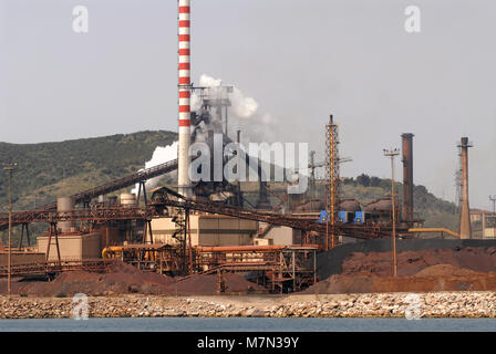 Toscana (Italia), Piombino impianto siderurgico Foto Stock