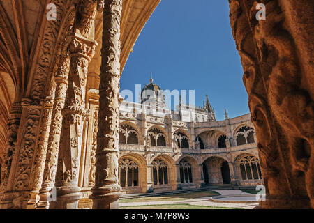 Architettura del monastero di San Geronimo a Lisbona, Portogallo. Stile manuelino architettura. Foto Stock