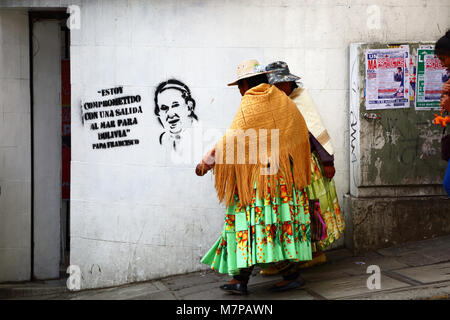 Graffiti con suppone un preventivo da Papa Francesco sostenere la Bolivia il richiesta contro il Cile per accesso al sovrano per la costa del Pacifico, La Paz, Bolivia Foto Stock